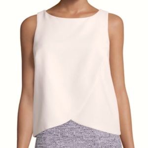 Theory Mintorey Admiral Crepe Tulip Hem Top Size Petite in Ivory / Cream